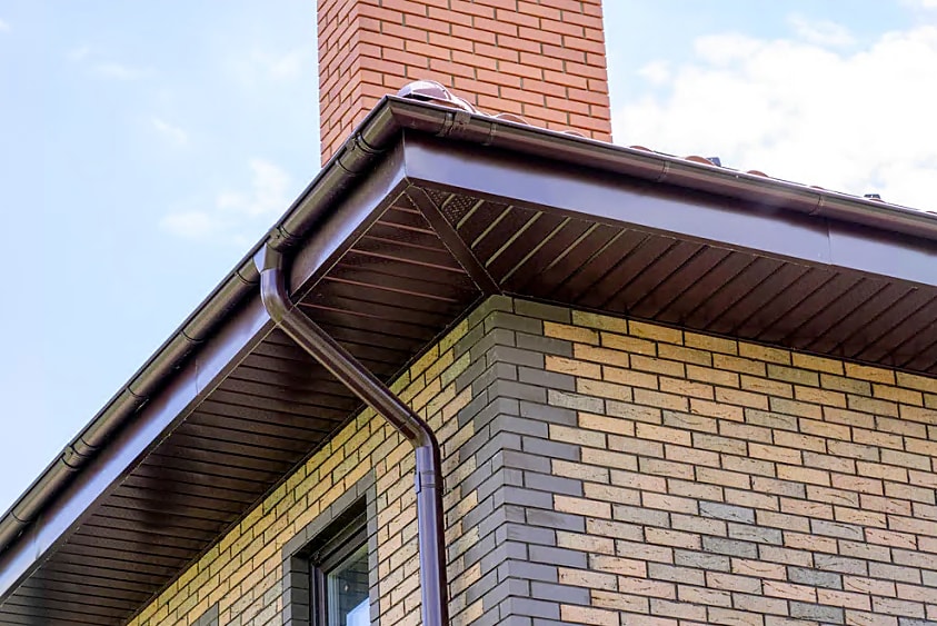 How Roof Overhangs Can Protect Your Home